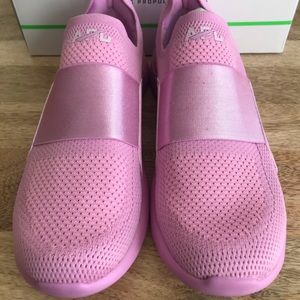 APL Techloom Bliss, Special Edition Breast Cancer